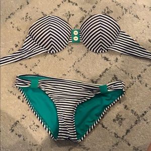 Strapless bikini